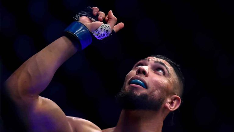 Brazilian Thunder: Walker Ends Zhang’s Streak with Precision Kicks